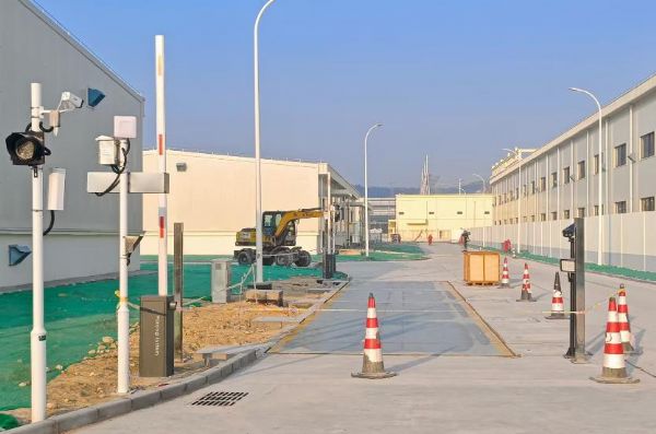 無(wú)人值守汽車衡（車牌識(shí)別）